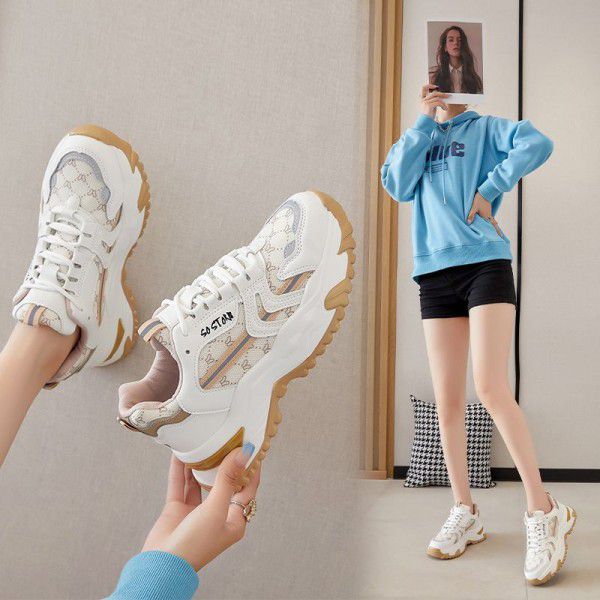 Girls' thick soled dad shoes increase height, autumn and winter plush retro white casual shoes, seasonal trend, versatile sports shoes for women 