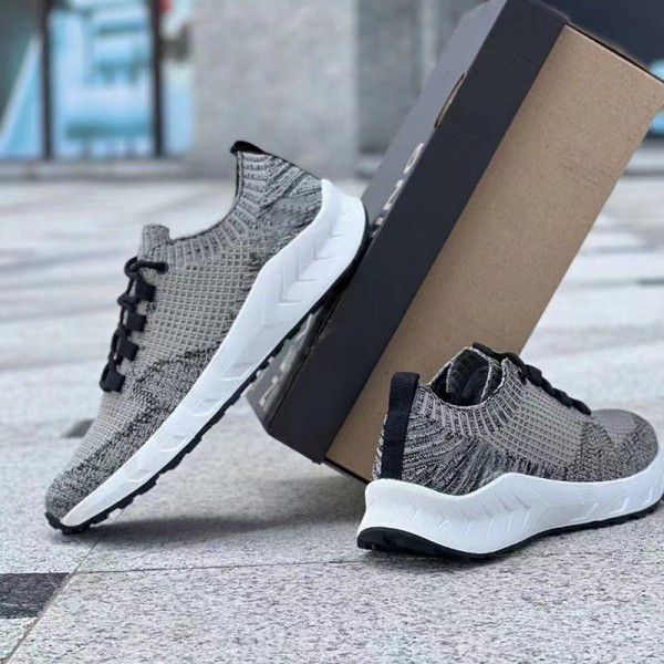Spring New Lazy Casual Shoes Mesh Fashionable Shoes Fashion Sports Shoes Running Shoes Hollow Light 