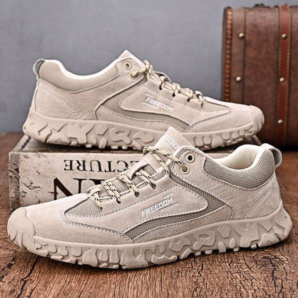 Thick soled casual construction shoes for men's mountaineering shoes 