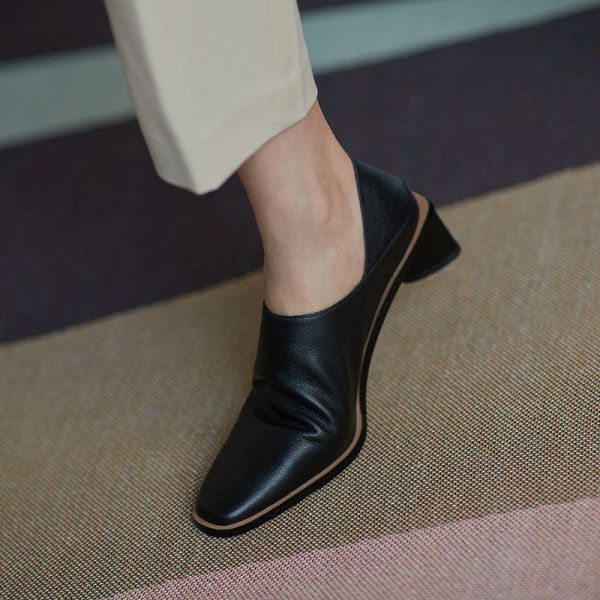 Single shoe with full leather inside and outside, thick heels, square toe, deep mouth, Korean version, retro versatile, and soft leather for both wear 