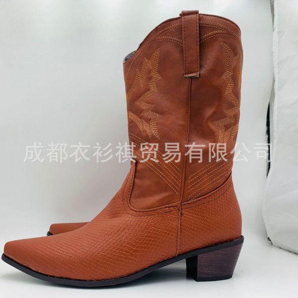 Vintage medium tube embroidered pointed low heeled casual men's boots 
