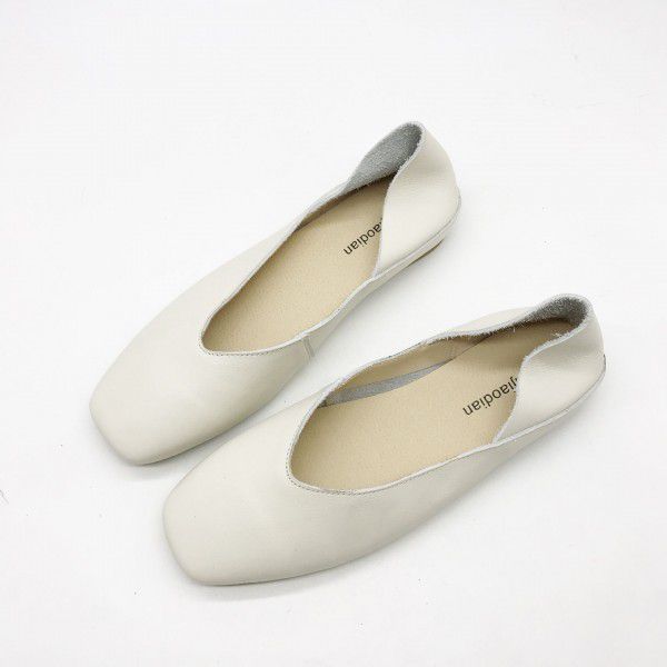 New flat sole single shoe women's soft leather simple shallow mouth square toe grandma shoes casual retro one foot lazy shoes 