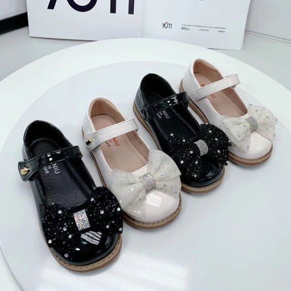 Spring style girls' leather shoes lace bow princess shoes patent leather PU shallow cut shoes soft soled children's flat shoes 