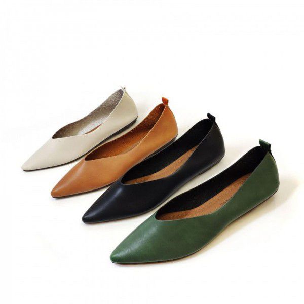 Spring and autumn flat bottomed women's Korean version retro shallow cut large size women's shoes 