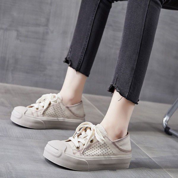 Thick soled casual board shoes for women's spring and summer new hollow hole shoes, genuine leather versatile single shoes, two pairs of lazy half slippers 