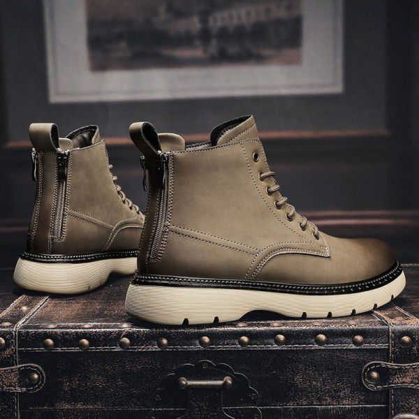 Men's shoes, autumn and winter trends, high top casual Martin boots, new men's retro thick bottomed work boots, British large toe leather boots 