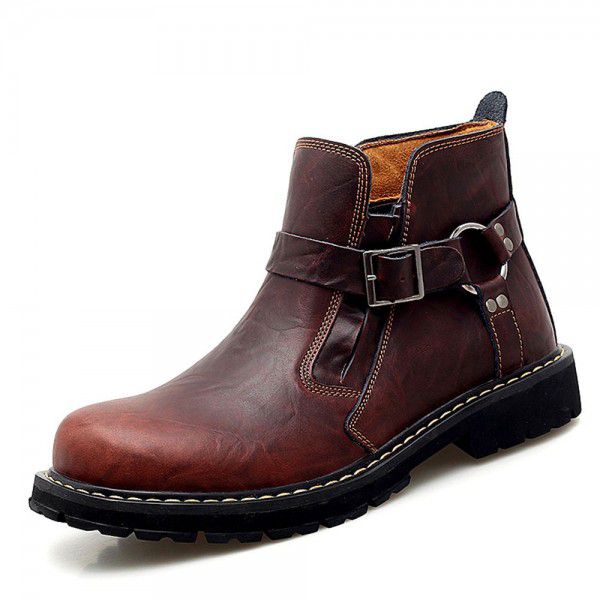 Chelsea boot buckle middle sleeve 