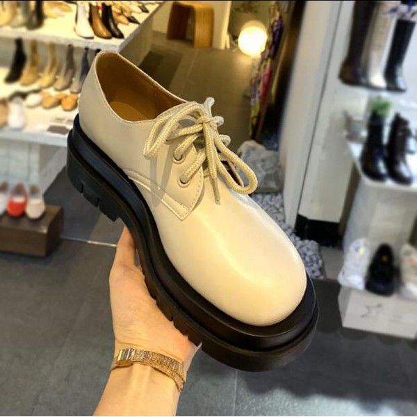 English style small leather shoes with round toe t...