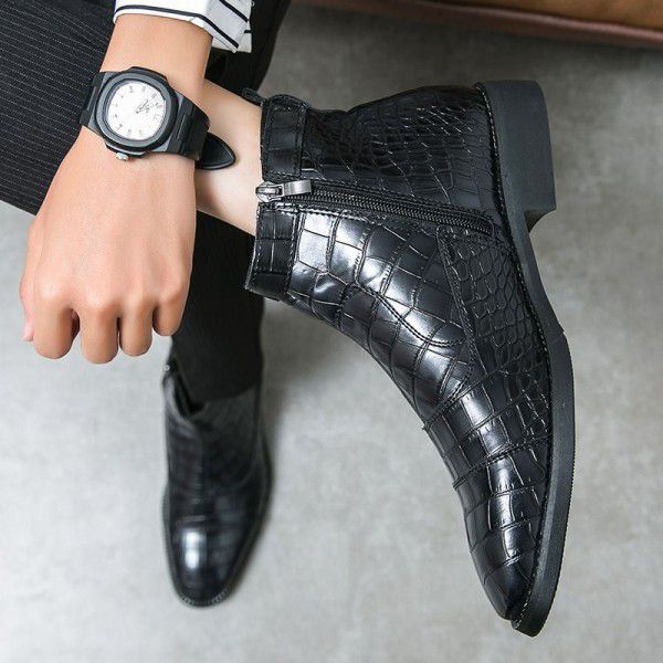 Autumn New Leather Boots Men's Fashion Fit High Top Casual Leather Shoes Pointed Side Zipper Short Boots 