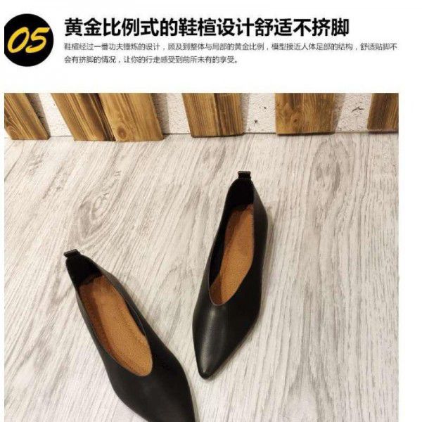 Spring and autumn flat bottomed women's Korean version retro shallow cut large size women's shoes 