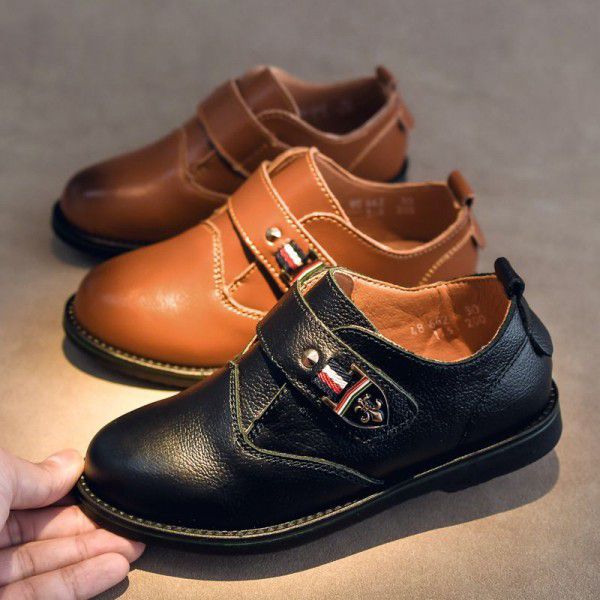 Leather shoes for boys, black performance shoes for middle school students, new soft sole single shoes 