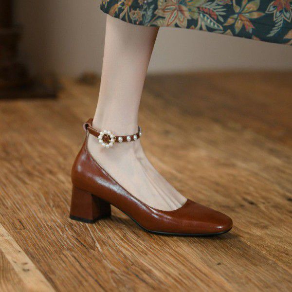 Spring and Autumn New Korean Version Round Toe Button Pearl Thick Heel Single Shoes Women's Shallow Mouth Buckle Middle Heel Shoes and Skirts 