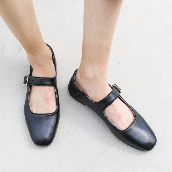 Genuine leather women's singles shoes with square toe, shallow mouth, flat bottom, and a straight line strap. Mary Jane real velvet dance shoes 