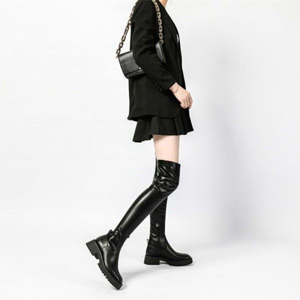 Black knee length boots for women in autumn and winter, showing thin thin thin heels, high heels, round toe, side zippered riding boots for women 