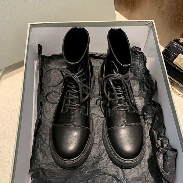 Autumn and Winter New British Style Fashion Round Toe Comfortable Thick Sole Martin Boots Front Lace up Fashion Motorcycle Boots Women's Shoes 