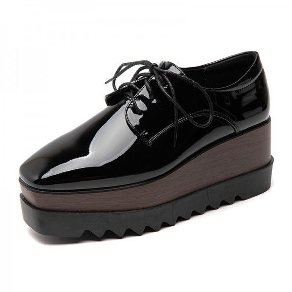 English style sponge cake shoes for women with thick soles, spring new square toe lace up patent leather sloping heel shoes, casual shoes, increased height 
