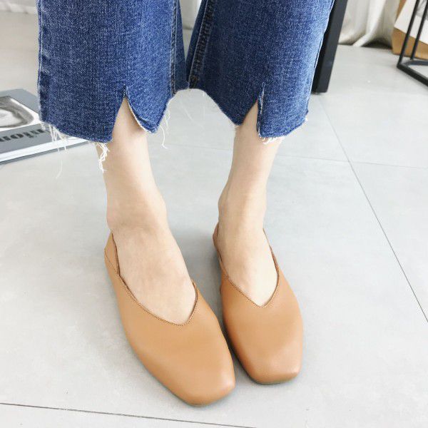 New flat sole single shoe women's soft leather simple shallow mouth square toe grandma shoes casual retro one foot lazy shoes 