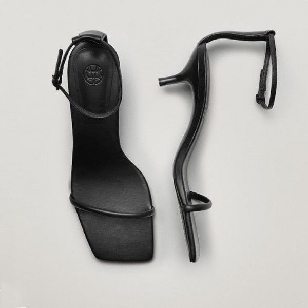 Small and niche one character sandals for women in...
