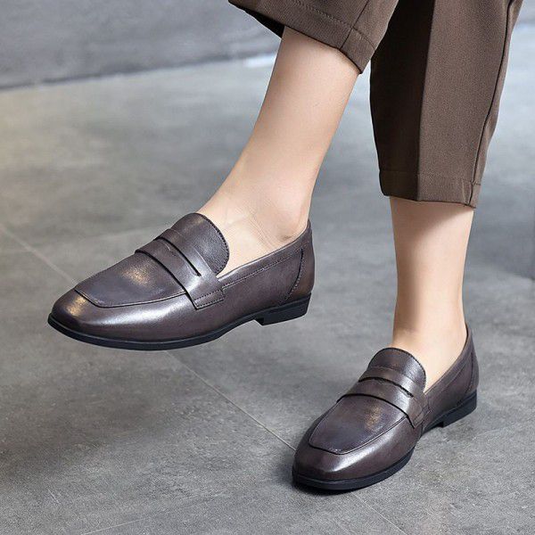 Single women's flat Slip-on shoe square head versatile leather women's shoes 