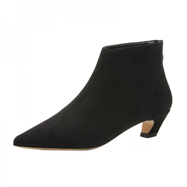 Women's pointed short boots, autumn and winter large boots 
