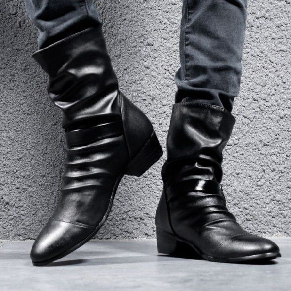 Martin boots, men's pointed leather boots, British and Korean versions of youth mid length boots, men's shoes, Korean versions of men's boots 