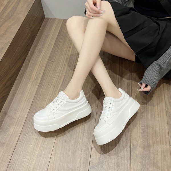 New round toe casual and versatile high rise leather small white shoes 