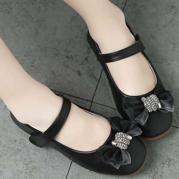 Girls' leather shoes, spring and autumn seasons, children's princess shoes, fashionable and casual girls' single shoes, anti slip soft soles, baby and girl shoes 