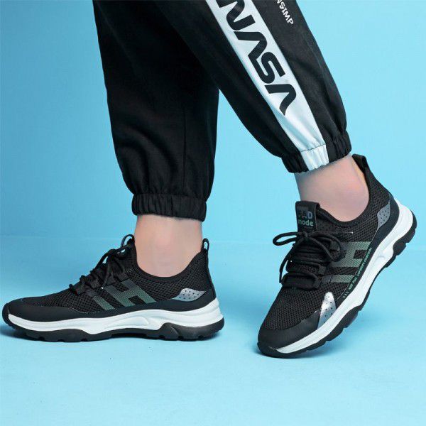 Lightweight and thin mesh shoes, summer breathable men's shoes, new fashion trends, men's casual sports mesh shoes 