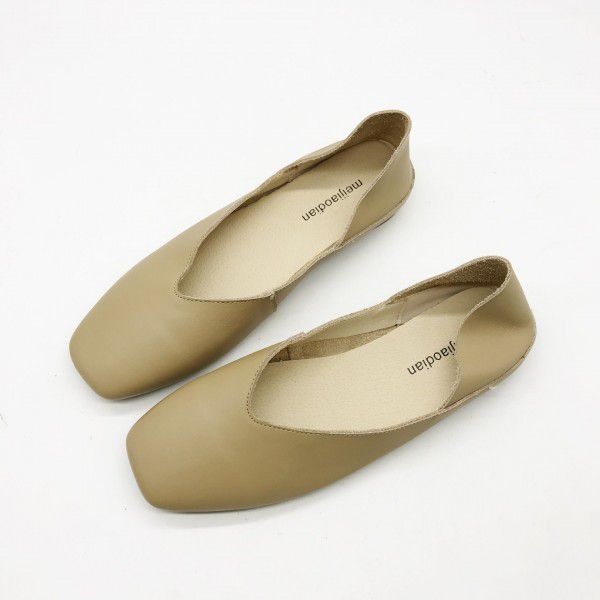New flat sole single shoe women's soft leather simple shallow mouth square toe grandma shoes casual retro one foot lazy shoes 