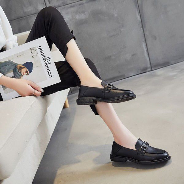 The first layer of cowhide flat sole single shoes for women in spring and summer New Korean version One foot Slip-on shoe Square head two small leather shoes 
