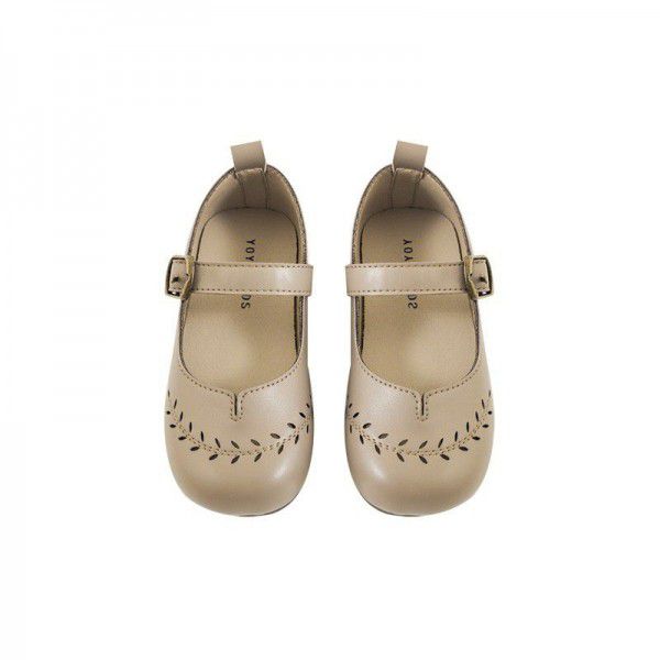 Girls' retro style leather shoes, hollowed out small leaves, baby spring and autumn new casual shoes 