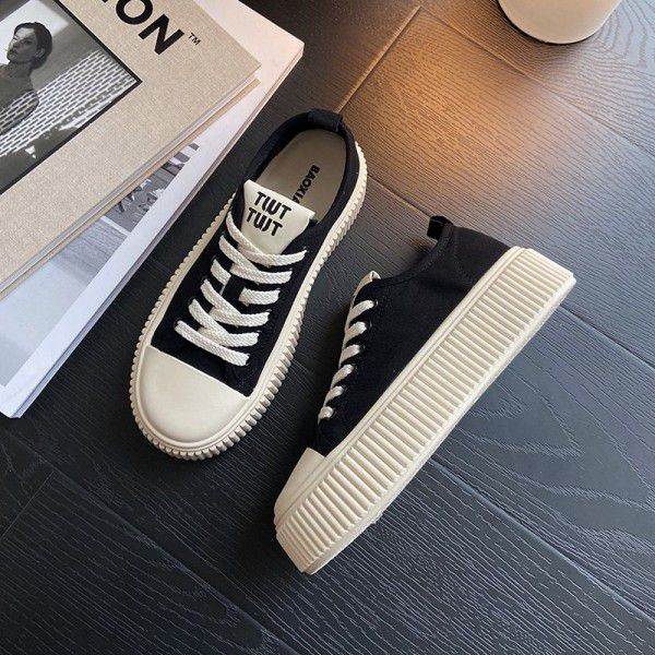 Thick sole lace up breathable board shoes, spring ...