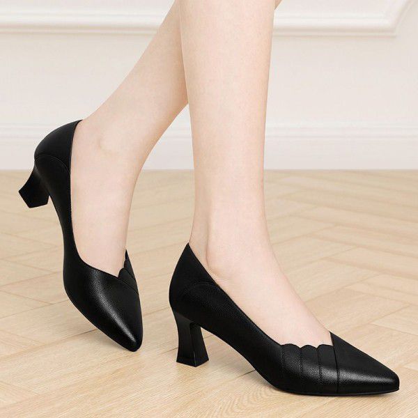 Pointed genuine leather high heels, women's thick heels, autumn new black leather shoes, women's shoes 