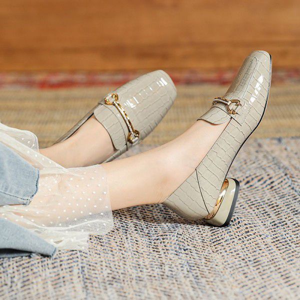 Small leather shoes women's new autumn square head...