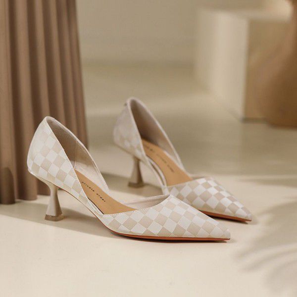 Checkerboard Pointed High Heel Single Shoe Fashionable Elegant Slim Heels 