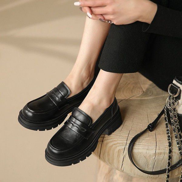 Thick soled full leather Slip-on shoe Spring new thick middle heel round toe small leather shoes cowhide single shoes for women 