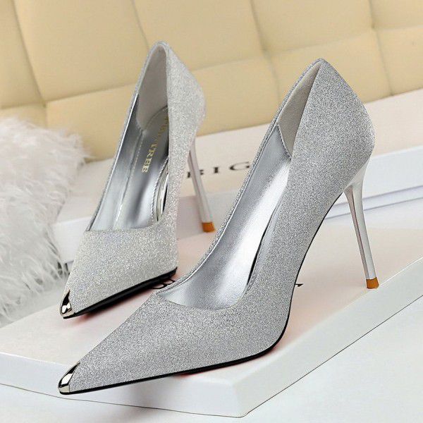 Thin Heels, Ultra High Heels, Shallow Mouth Metal Pointed High Heels, Women's Singles, Korean Edition Sexy and Slim Banquet Shoes 