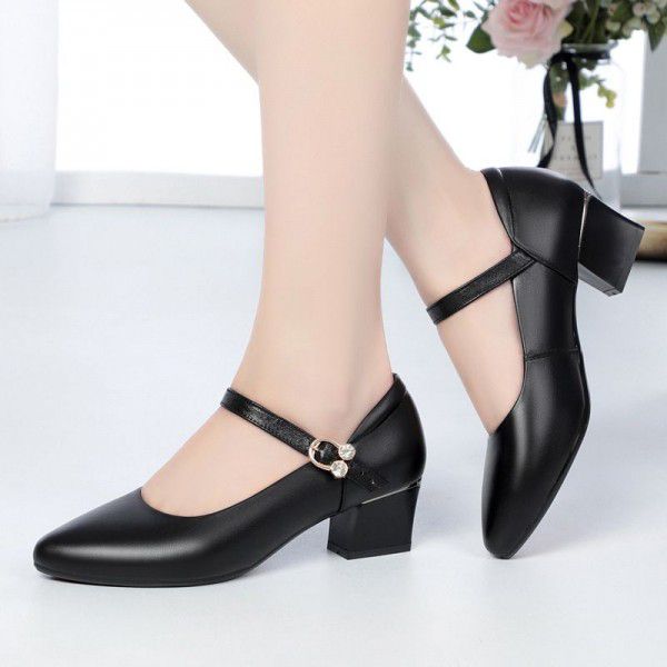 Spring and Autumn New Korean Version Medium Heel Shallow Mouth Work Shoes Flat Heel Thick Heel Red Wedding Shoes One Button Women's Single Shoes 
