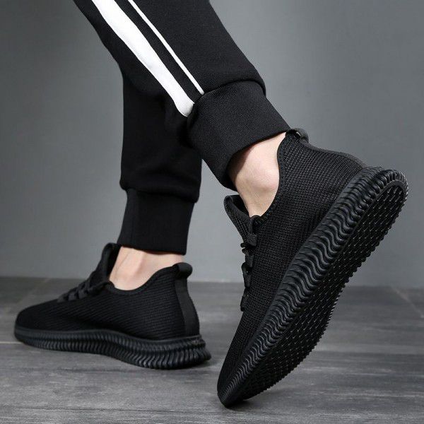 New breathable mesh shoes for men's sports shoes, black men's spring trend, casual fashion, flying weaving shoes for men's shoes 